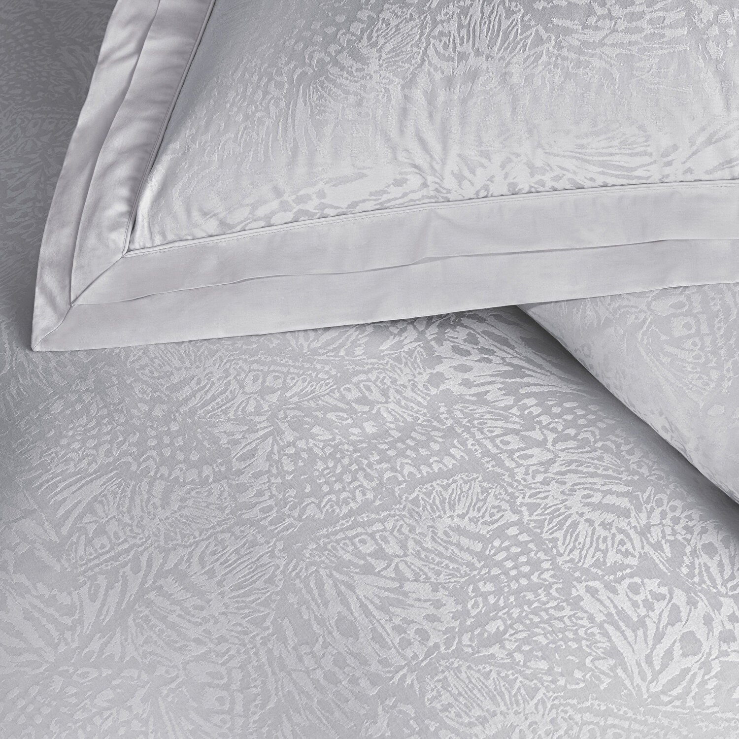 Valeron Davis Jakar King Nevresim Takımı Gri