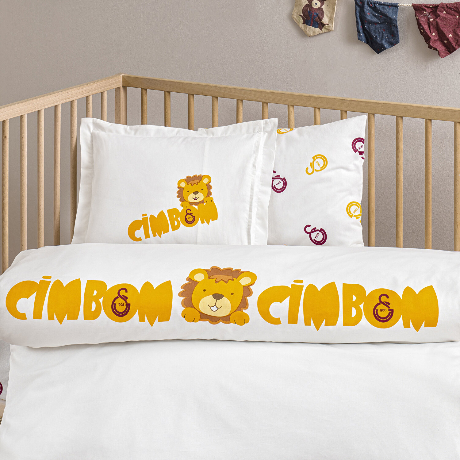 Taç Lisanslı Galatasaray Strip Baby Pamuk Nevresim Takımı