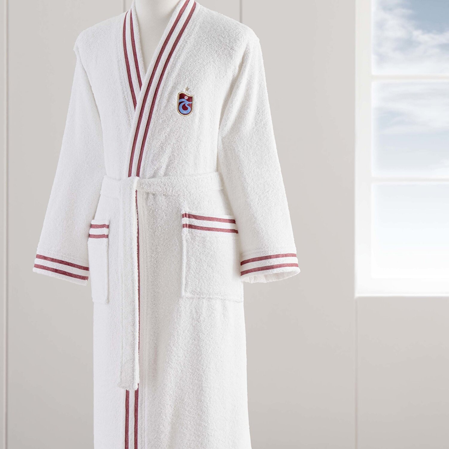 Taç Lisanslı Trabzonspor Bordo Mavi Pamuk L Yetişkin Bornoz Beyaz