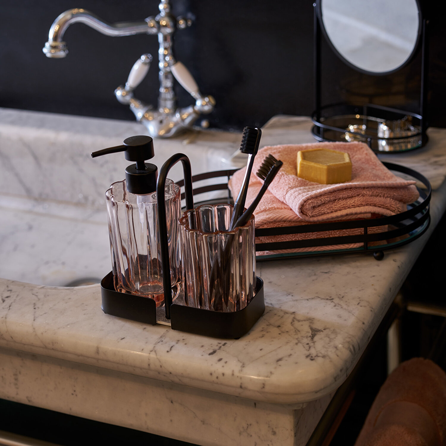 Linens Tezza 20X11X27 cm Makyaj Aynası Siyah